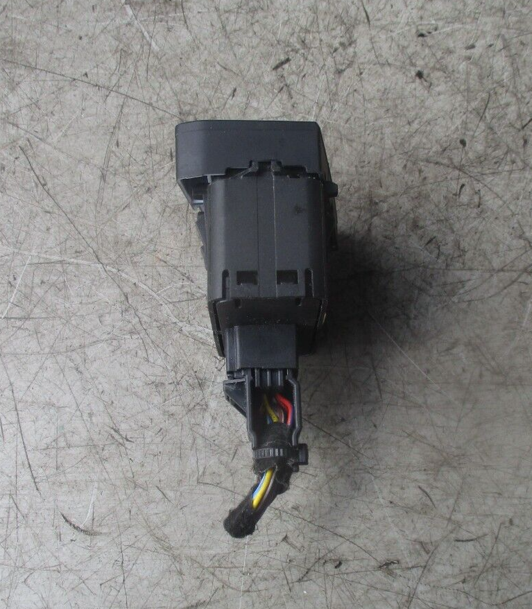 VOLKSWAGON START STOP CONTROL SWITCH BUTTON 102884705