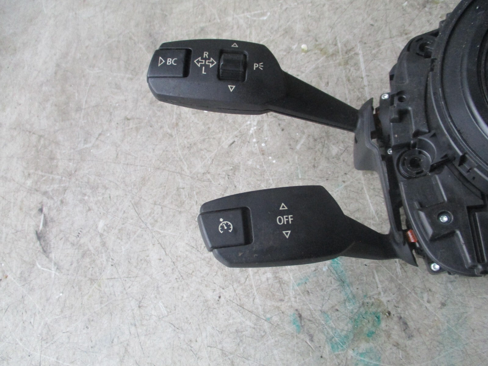 2008 BMW 3 SERIES E90 CONTROL STEERING COLUMN LZ9123041-06
