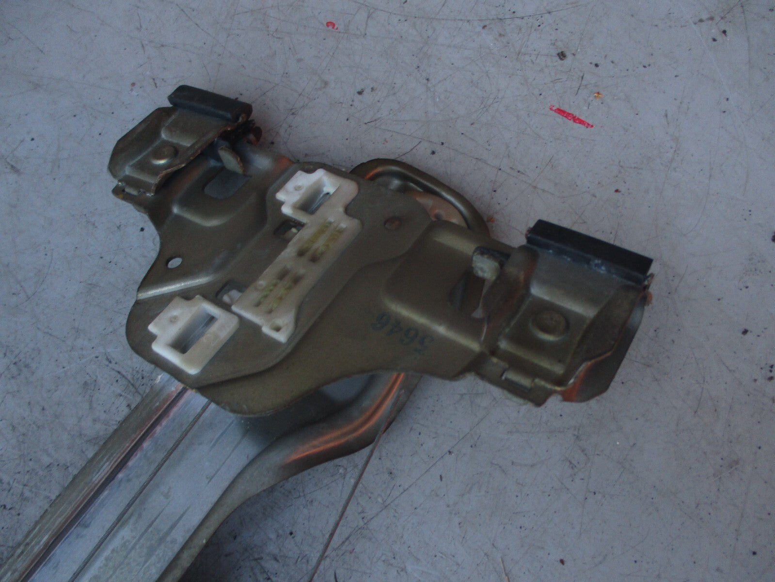 2010  VAUXHALL MOKKA OSF DRIVER SIDE FRONT WINDOW REGULATOR & MOTOR 98910-SUV20