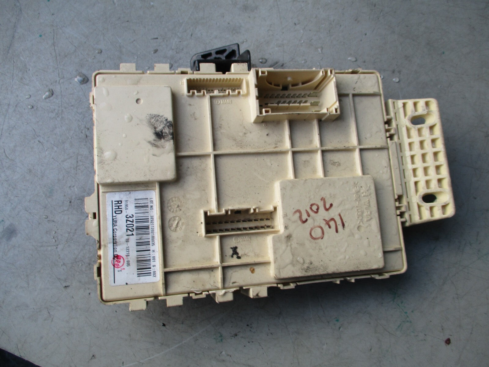 2012 HYUNDAI I40 1.7 DIESEL FUSE BOX 919503Z02110