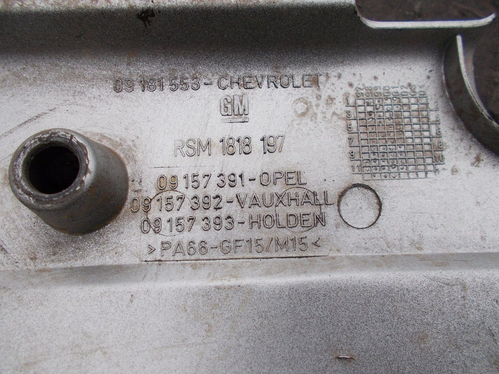VAUXHALL PLASTIC ENGINE COVER 1.6 09157391/92/93