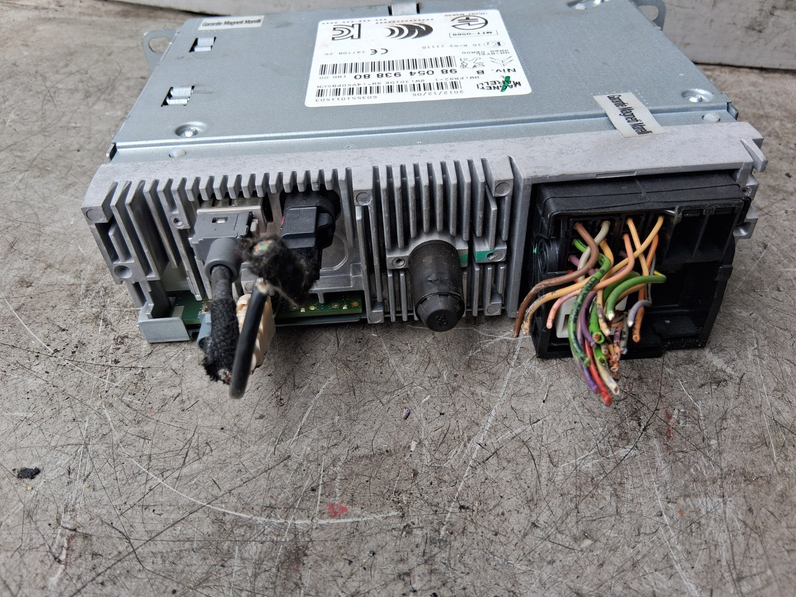 2012 PEUGEOT 208 MULTIMEDIA RADIO CD PLAYER HEAD UNIT 9805493880