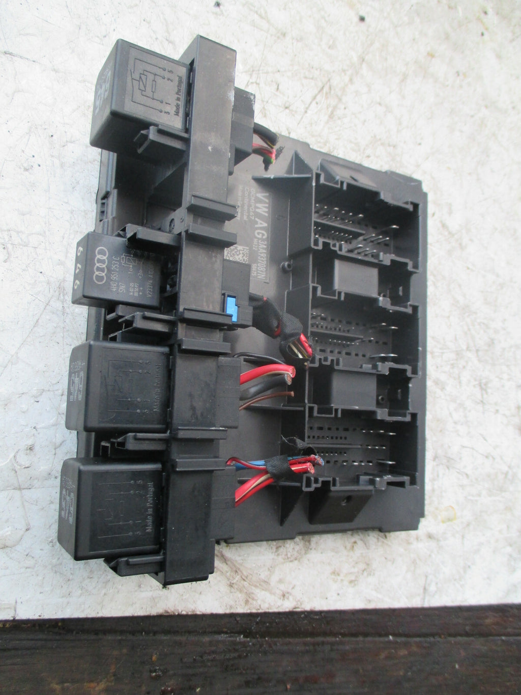 VW VOLKSWAGEN PASSAT 2014 B7 BCM BODY CONTROL MODULE 3AA937087N