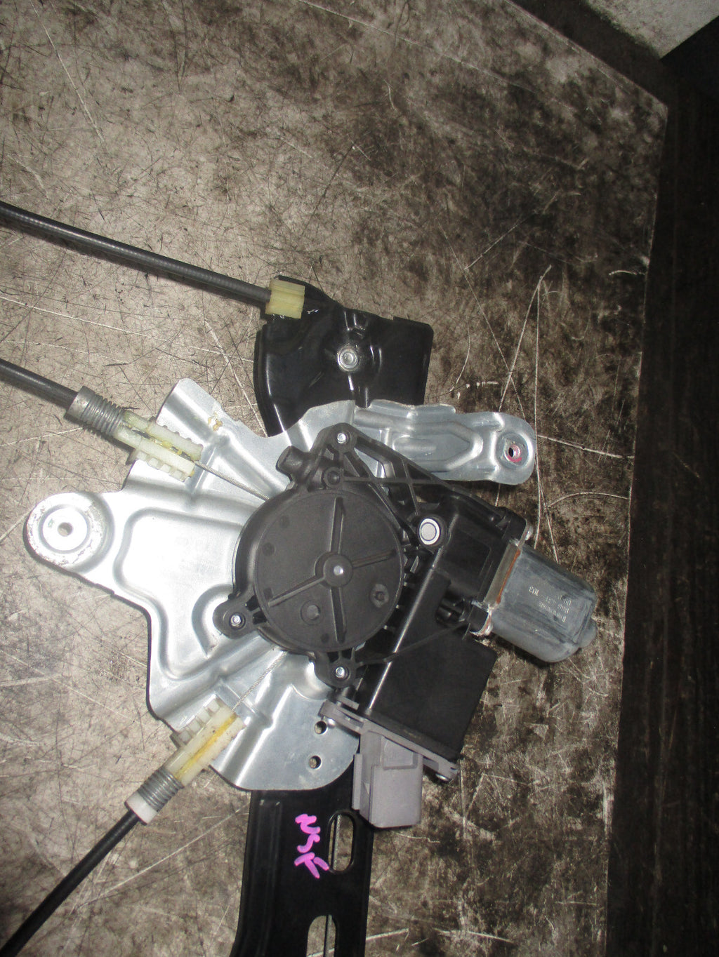 VAUXHAL INSIGNIA MK1 NSF PASSENGER SIDE FRONT WINDOW MOTOR & REGULATOR 966431103