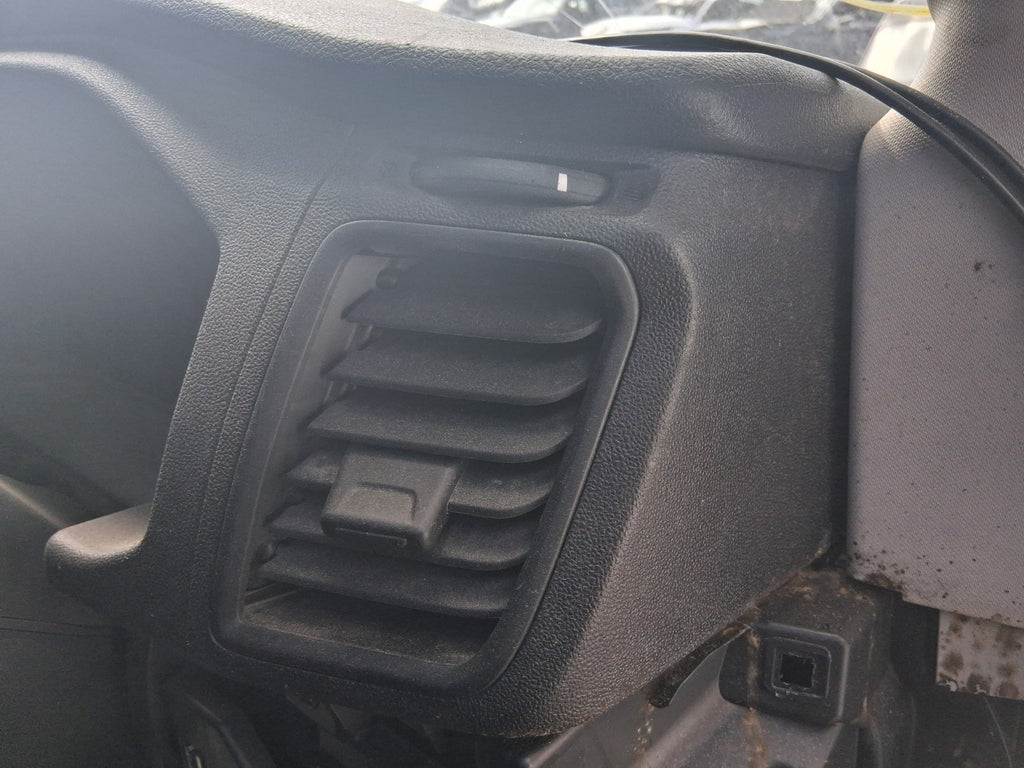 2021 FORD TRANSIT MK8 OSF DRIVER SIDE FRONT AIR VENT