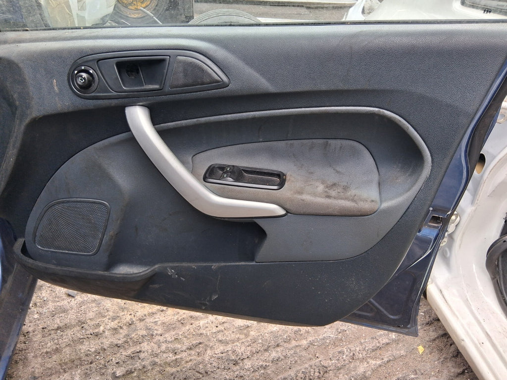 2010 FORD FIESTA MK7 OSF DRIVER SIDE FRONT RIGHT COMPLETE DOOR OCEAN BLUE