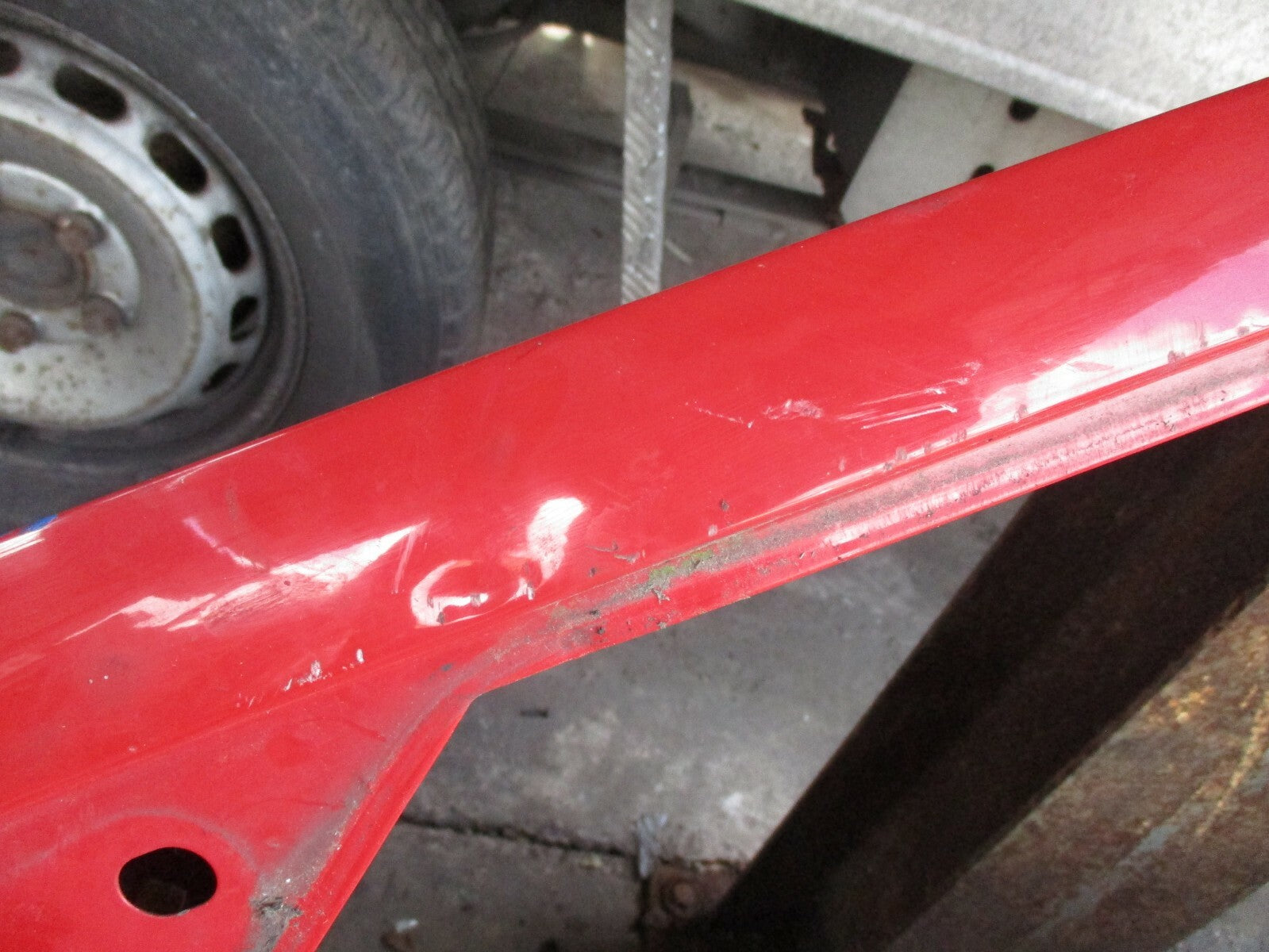 VAUXHALL ASTRA F NSF PASSENGER SIDE FRONT DOOR RED