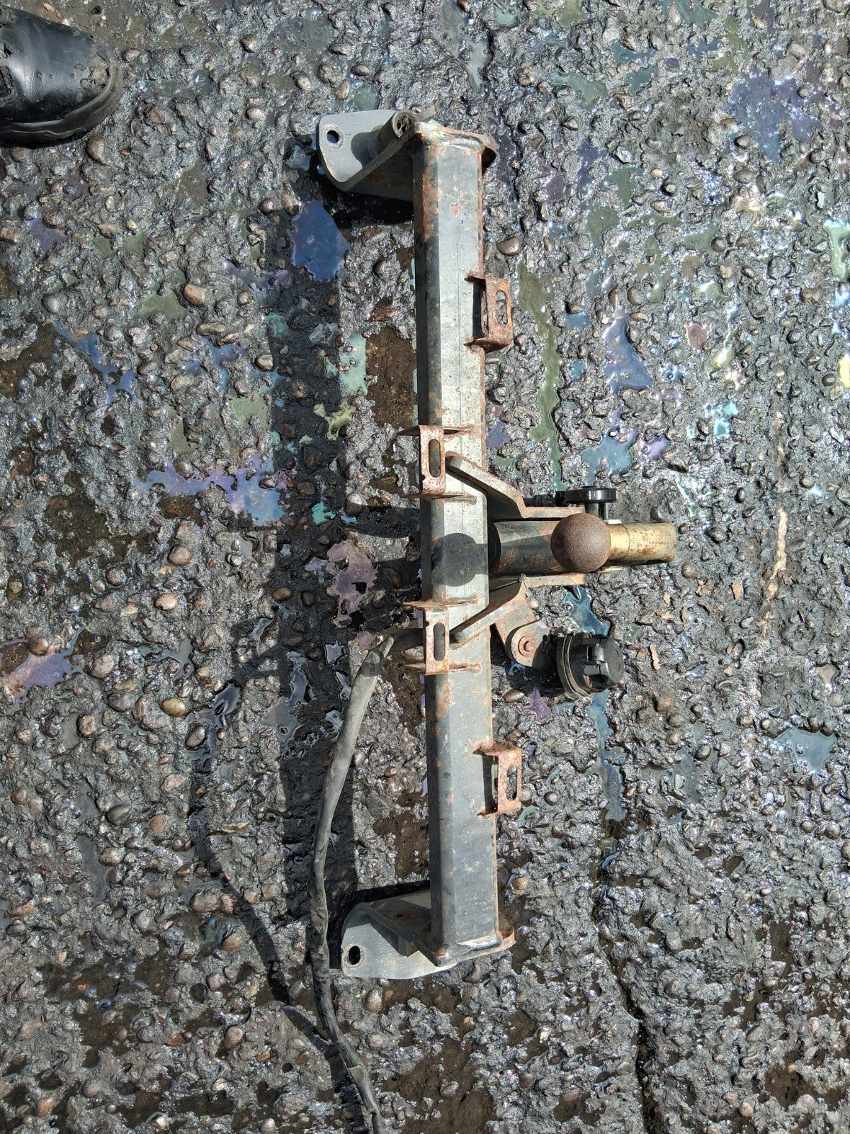 2014 BMW 3 SERIES F31 ESTATE REAR TOW BAR WITH ELECTRICS 6858971