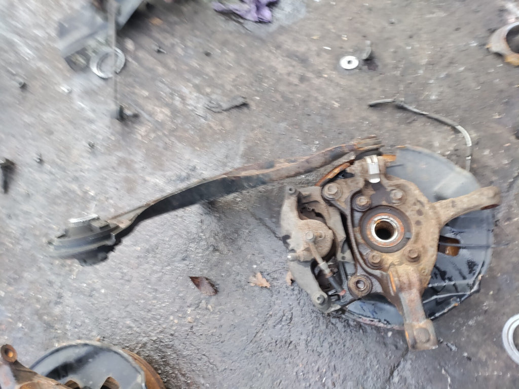 2020 MAZDA CX 3 MK1 2.0 PETROL OSF DRIVER SIDE FRONT HUB, CALIPER & WISHBONE
