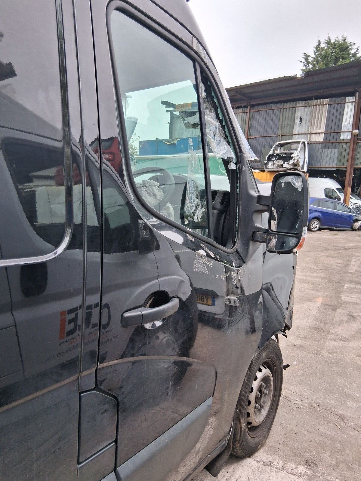 2021 NISSAN NV400 MK1 OSF DRIVER SIDE FRONT RIGHT BARE DOOR BLACK