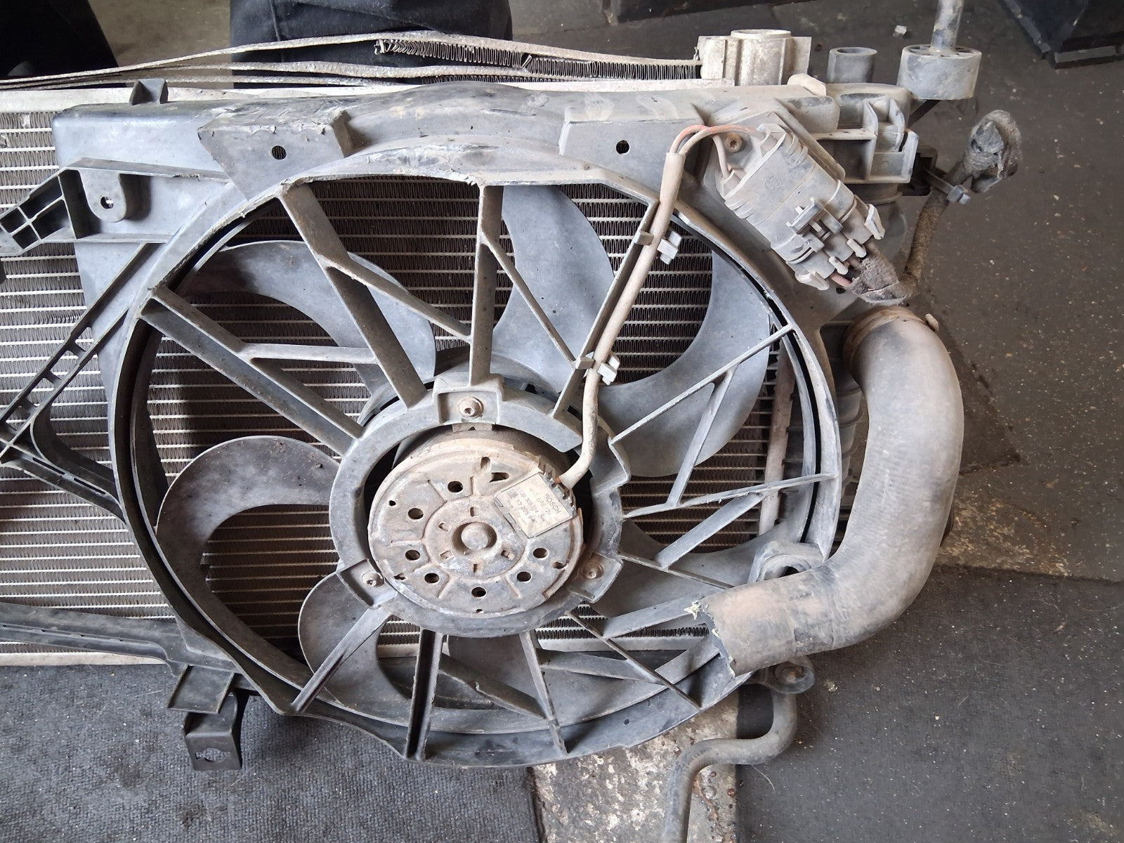 2008 VAUXHALL ASTRA H RADIATOR FAN ONLY 13205947
