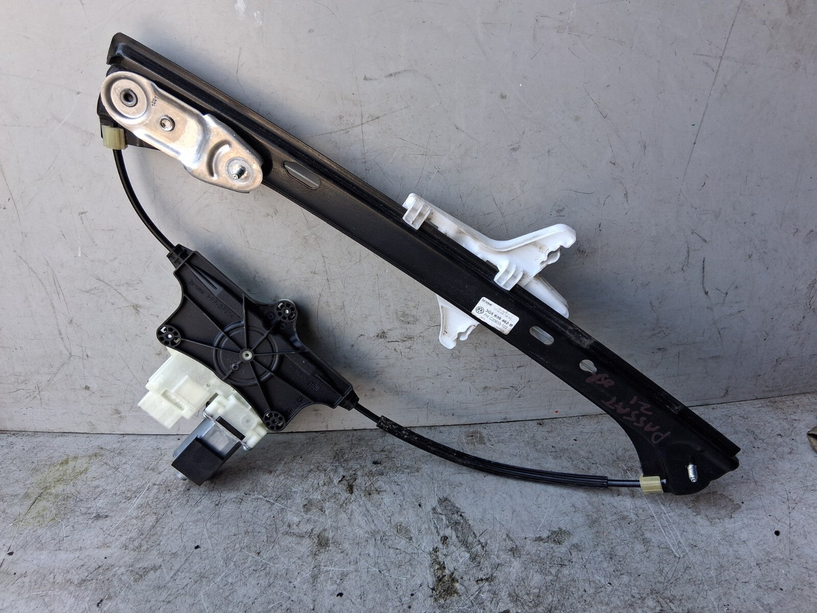 2021 VOLKSWAGEN PASSAT B8 OSR DRIVER SIDE REAR RIGHT WINDOW REGULATOR 3G5839462B