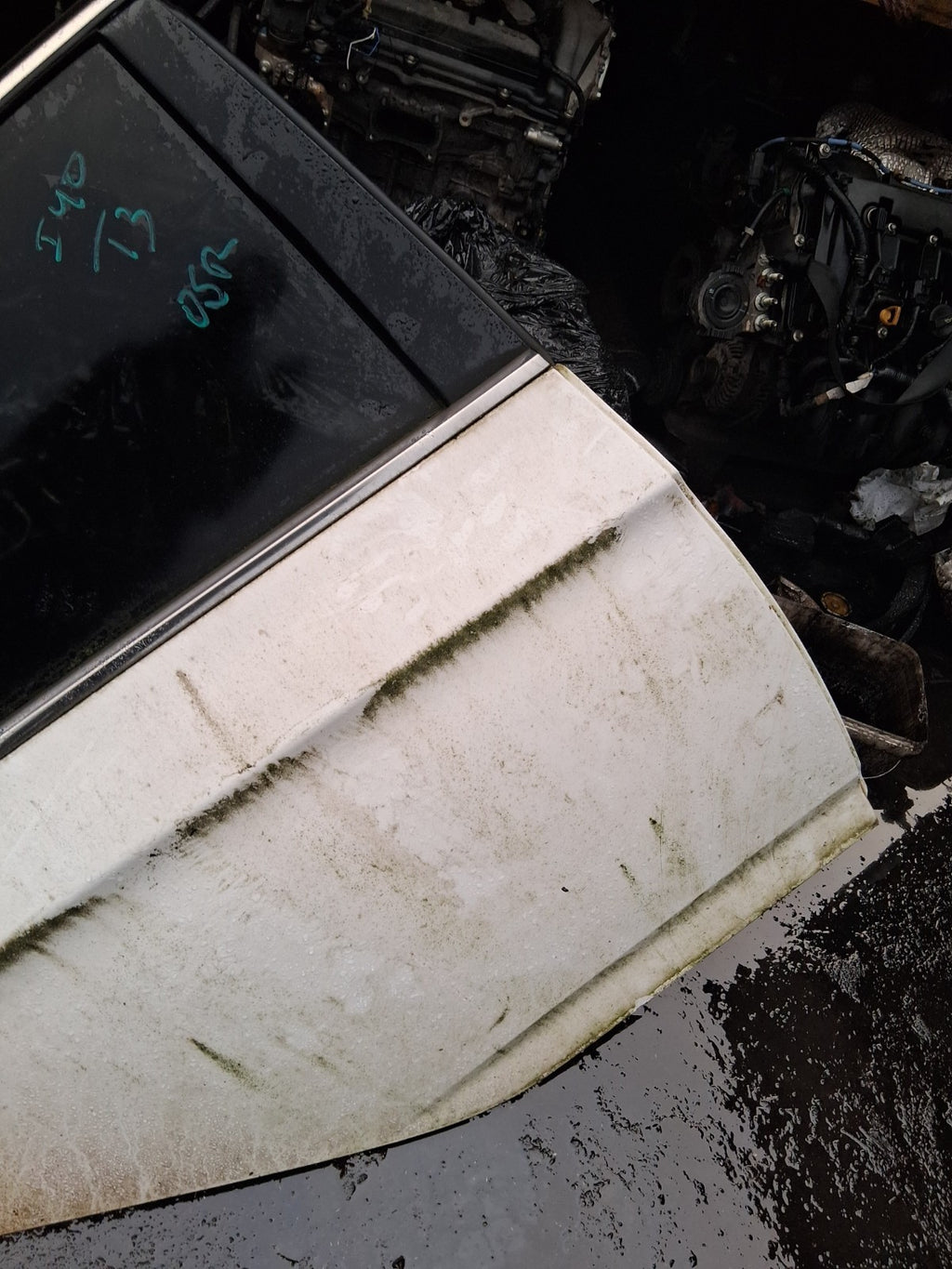 2013 HYUNDAI I40 OSR DRIVER SIDE REAR RIGHT COMPLETE DOOR WHITE