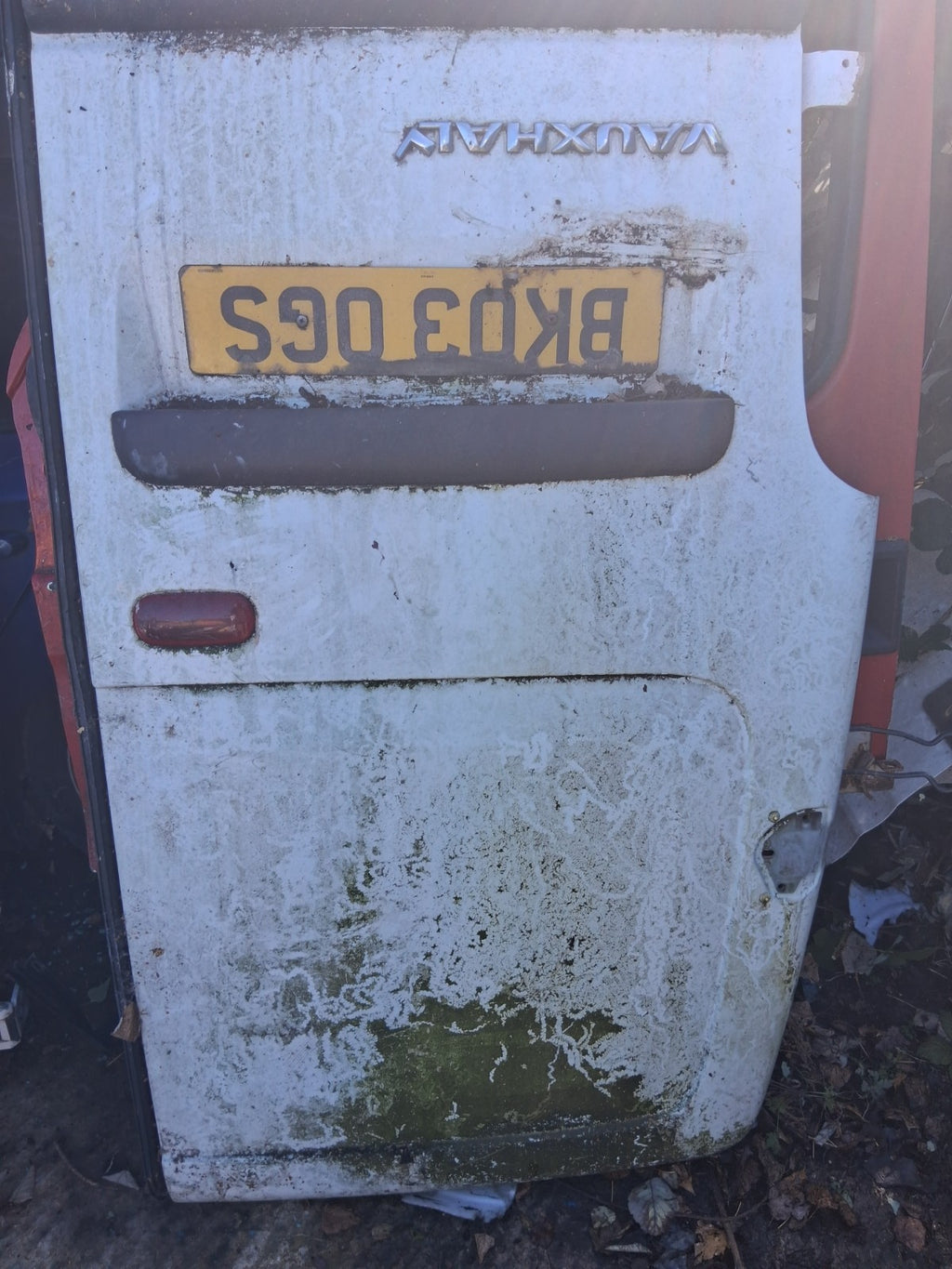 VAUXHALL MOVANO A (MK1) PRE FACELIFT NSR PASSENGER SIDE REAR DOOR WHITE