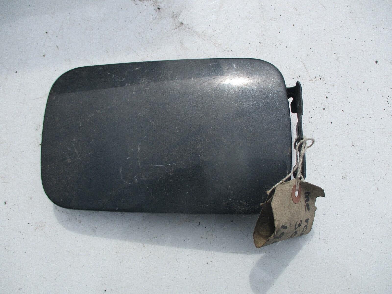 MERCEDES 300SL 1990 FUEL CAP COVER DOOR FLAP GREY
