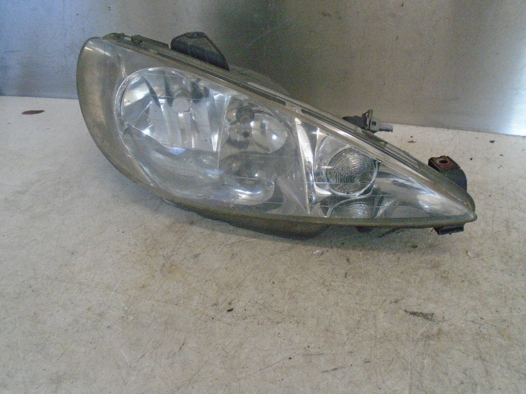 PEUGEOT 206 2003 OSF FRONT DRIVER SIDE HEADLIGHT HEADLAMP 9630869680