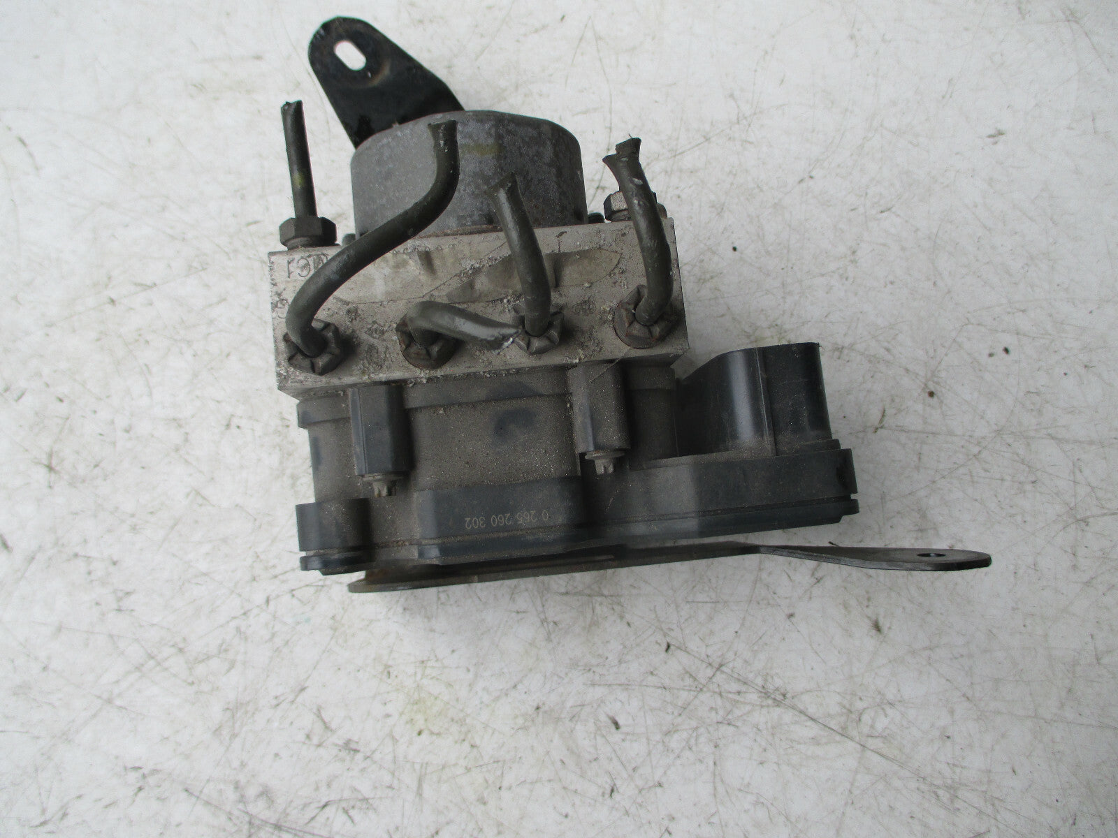 RENAULT KANGOO 2013 ABS BRAKE PUMP CONTROLLER ECU MODULE 476605718 0265260302