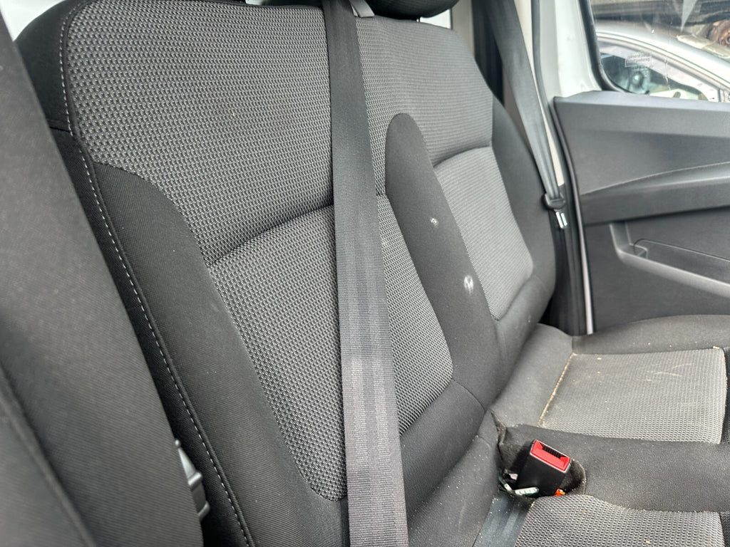 2023 RENAULT TRAFIC X82 NS PASSENGER SIDE FRONT SEAT BENCH SEAT FACELIFT