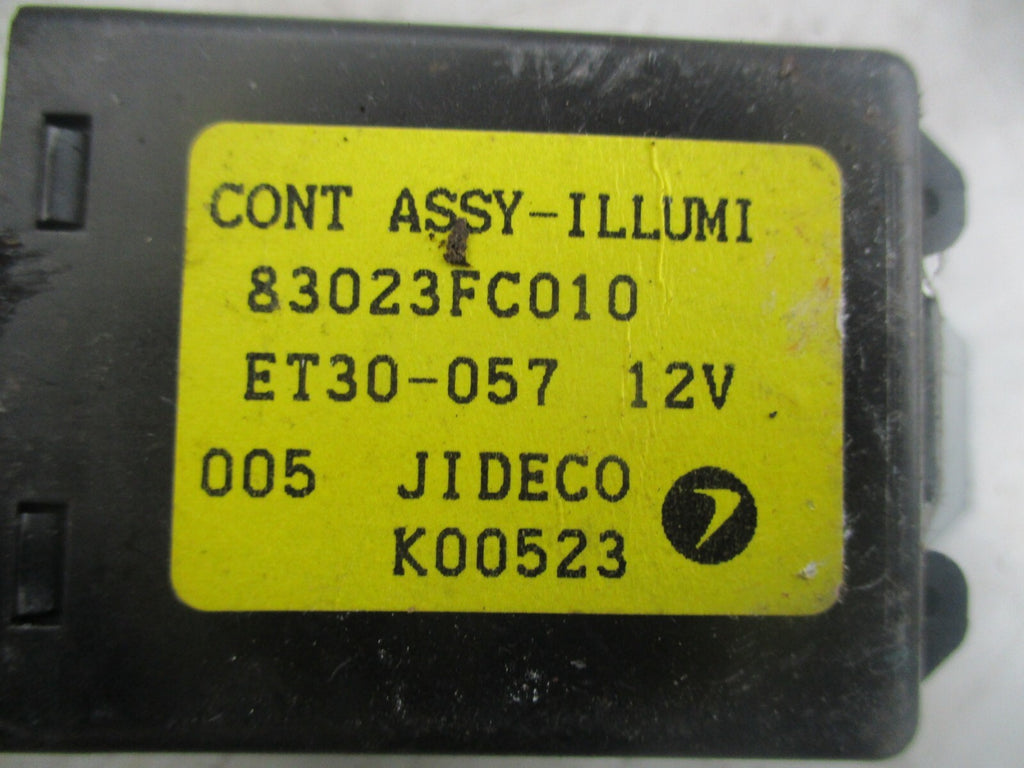 SUBARU FORESTER MK1 CONT ASSY ILLIUMI RELAY MODULE 83023FC010
