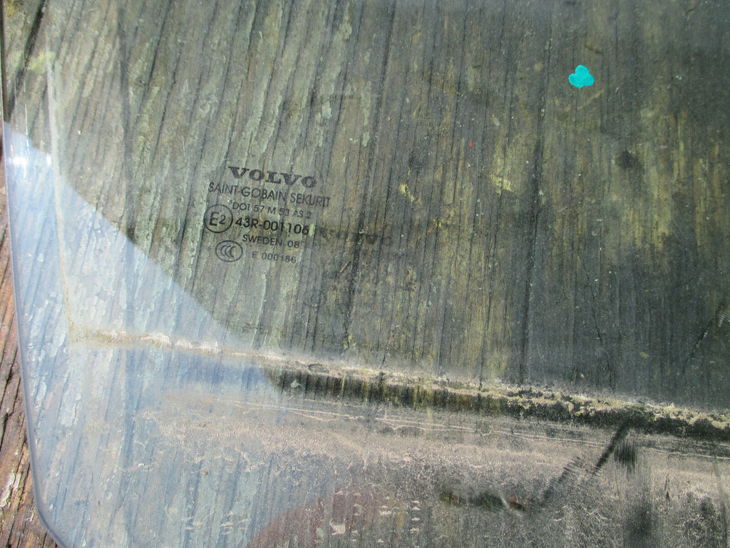 VOLVO V70 2008 OSF DRIVER SIDE FRONT DOOR WINDOW GLASS