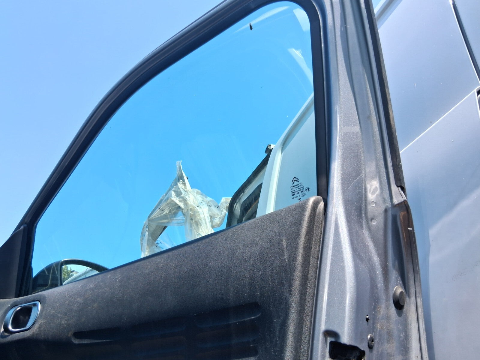 2020 CITROEN C4 CACTUS OSF DRIVER SIDE FRONT RIGHT WINDOW GLASS