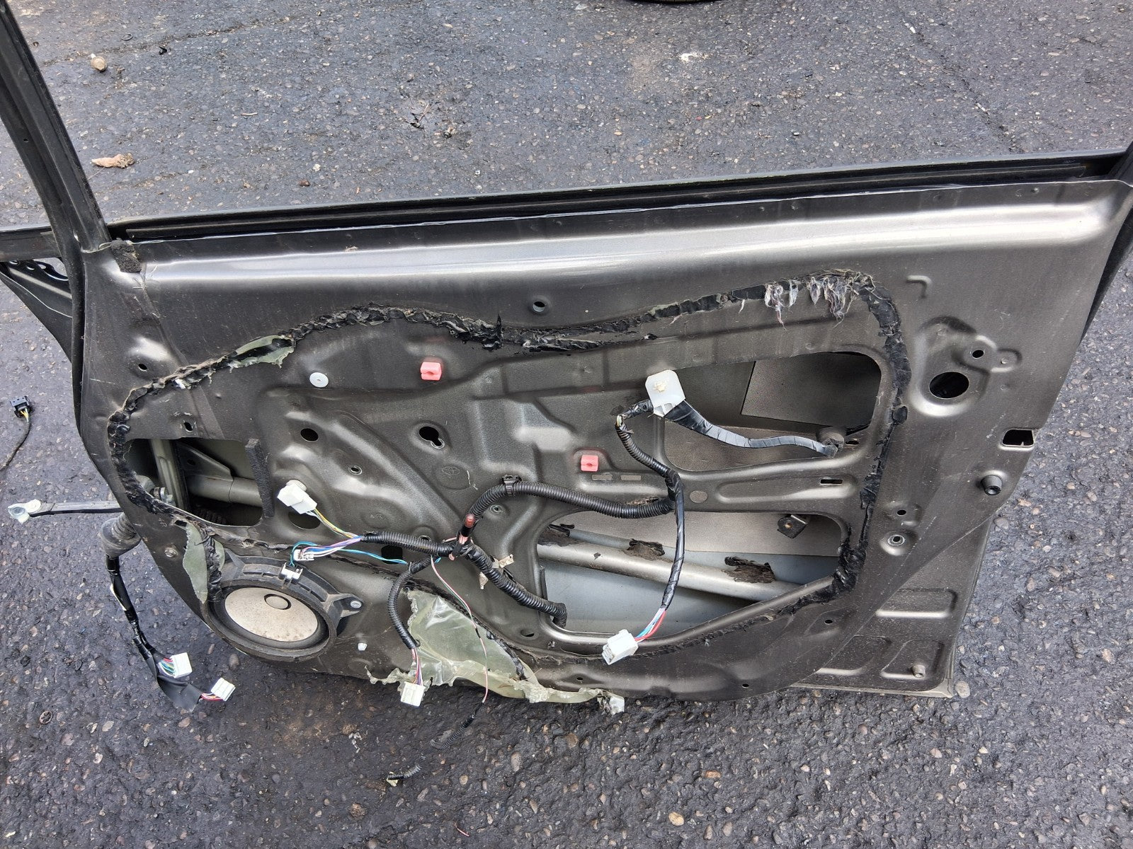 2017 TOYOTA VERSO OSF DRIVER SIDE FRONT RIGHT BARE DOOR FALCON GREY 1G2