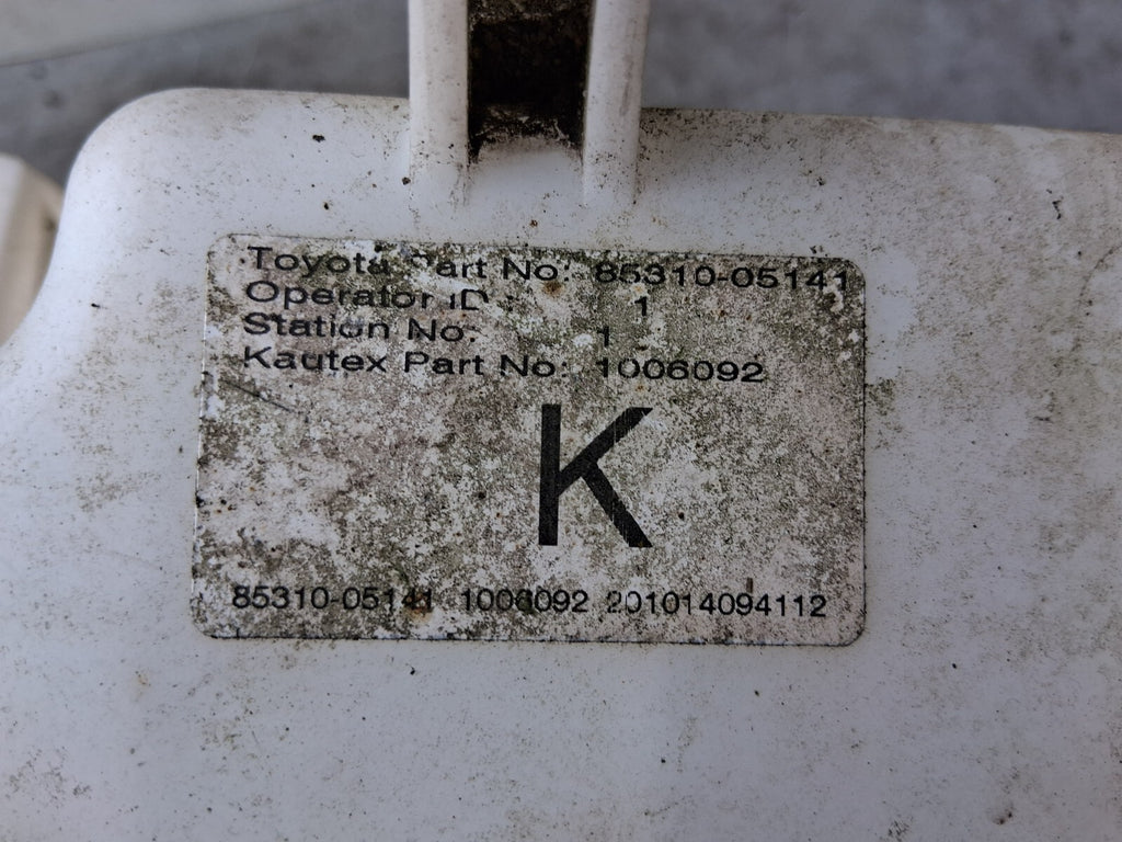TOYOTA AVENSIS MK3 T270 2011 WINDSCREEN WASHER BOTTLE TANK RESERVOIR 8531005141