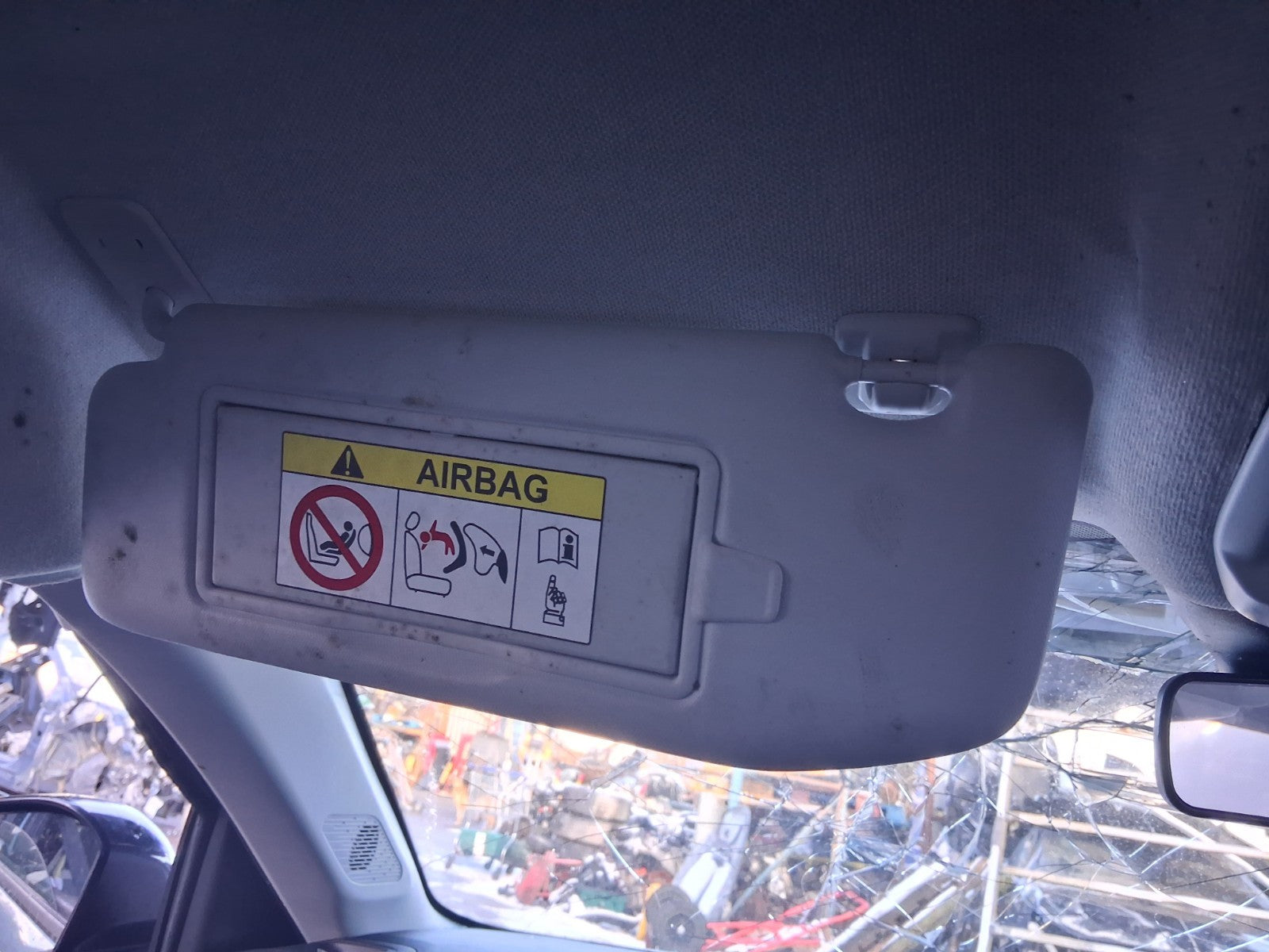 2023 CITROEN C4 MK3 NSF PASSENGER SIDE FRONT LEFT SUN VISOR SHADE