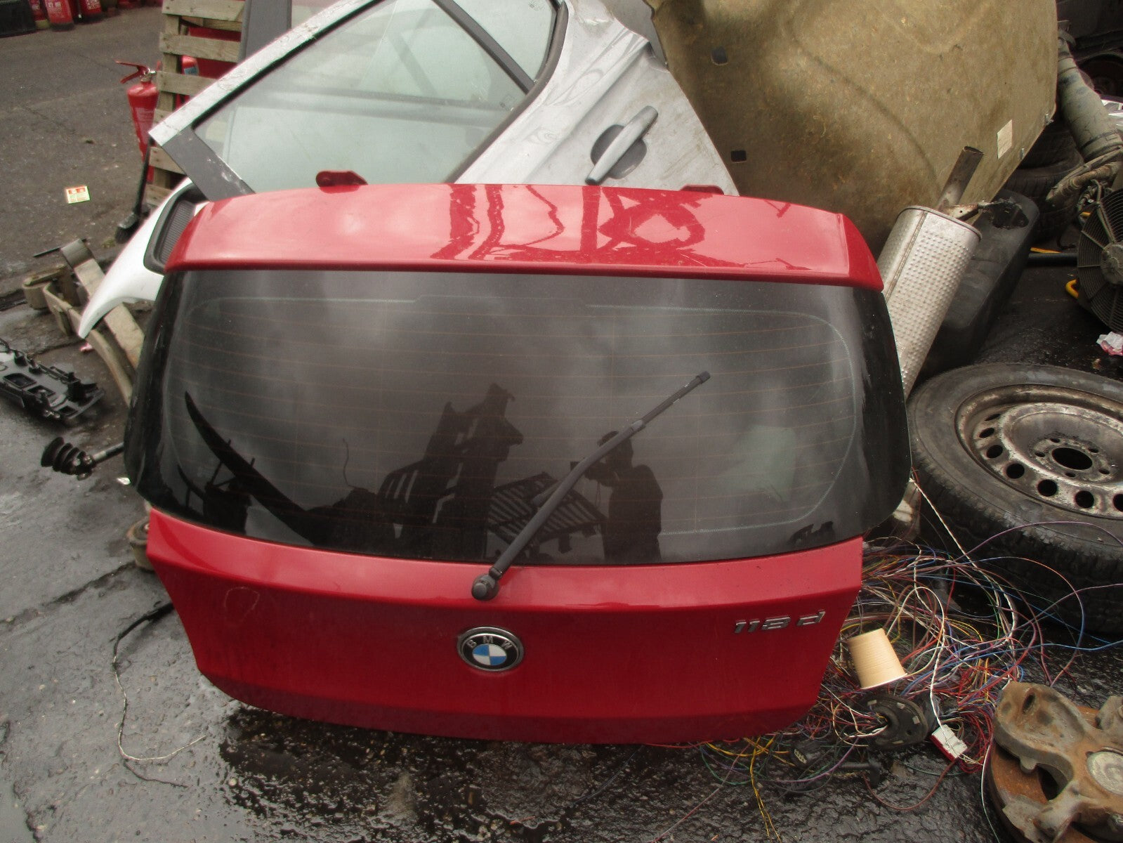 2009 BMW 1 SERIES E82 118D HATCHBACK REAR BOOTLID TAILGATE CRIMSON RED A61