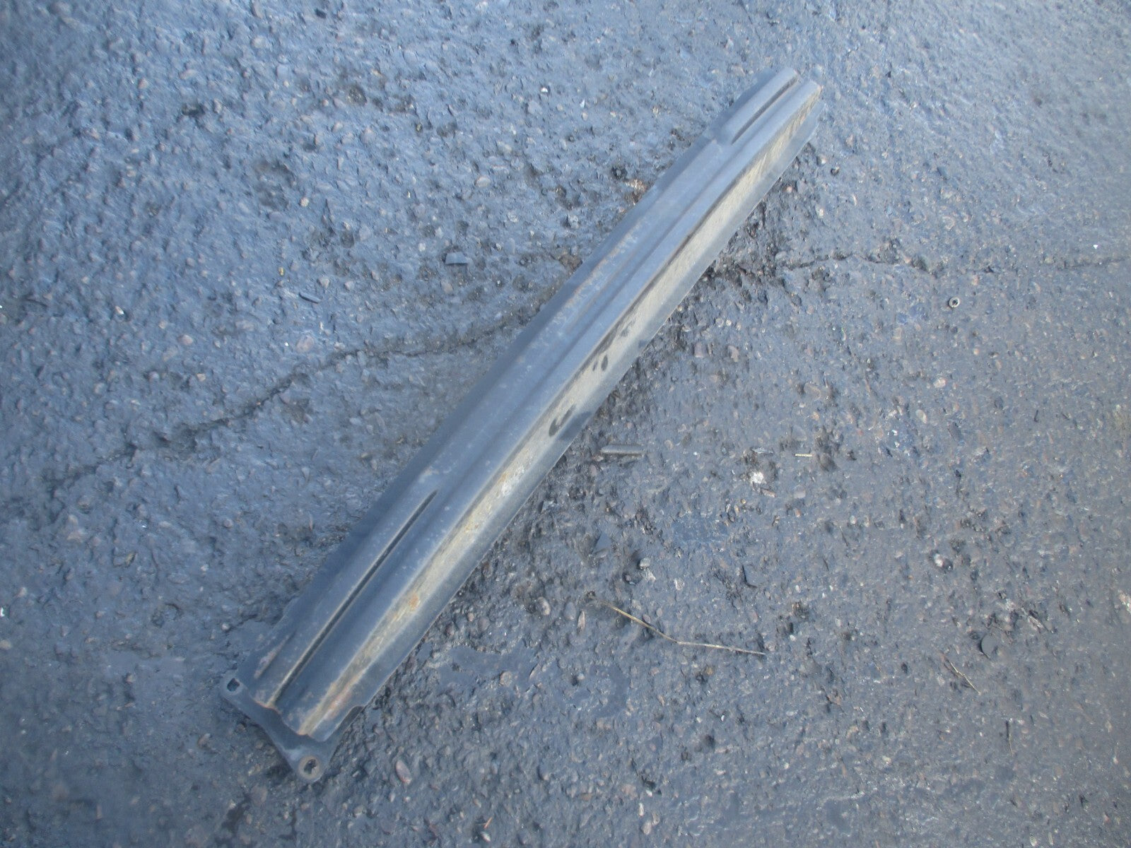 VW VOLKSWAGEN GOLF MK6 2010 REAR BUMPER REINFORCEMENT CRASH BAR