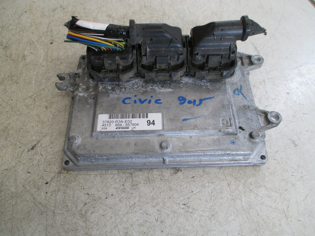 HONDA CIVIC MK9 2015 1.6 PETROL ECU ENGINE CONTROL MODULE UNIT 37820R3AE02