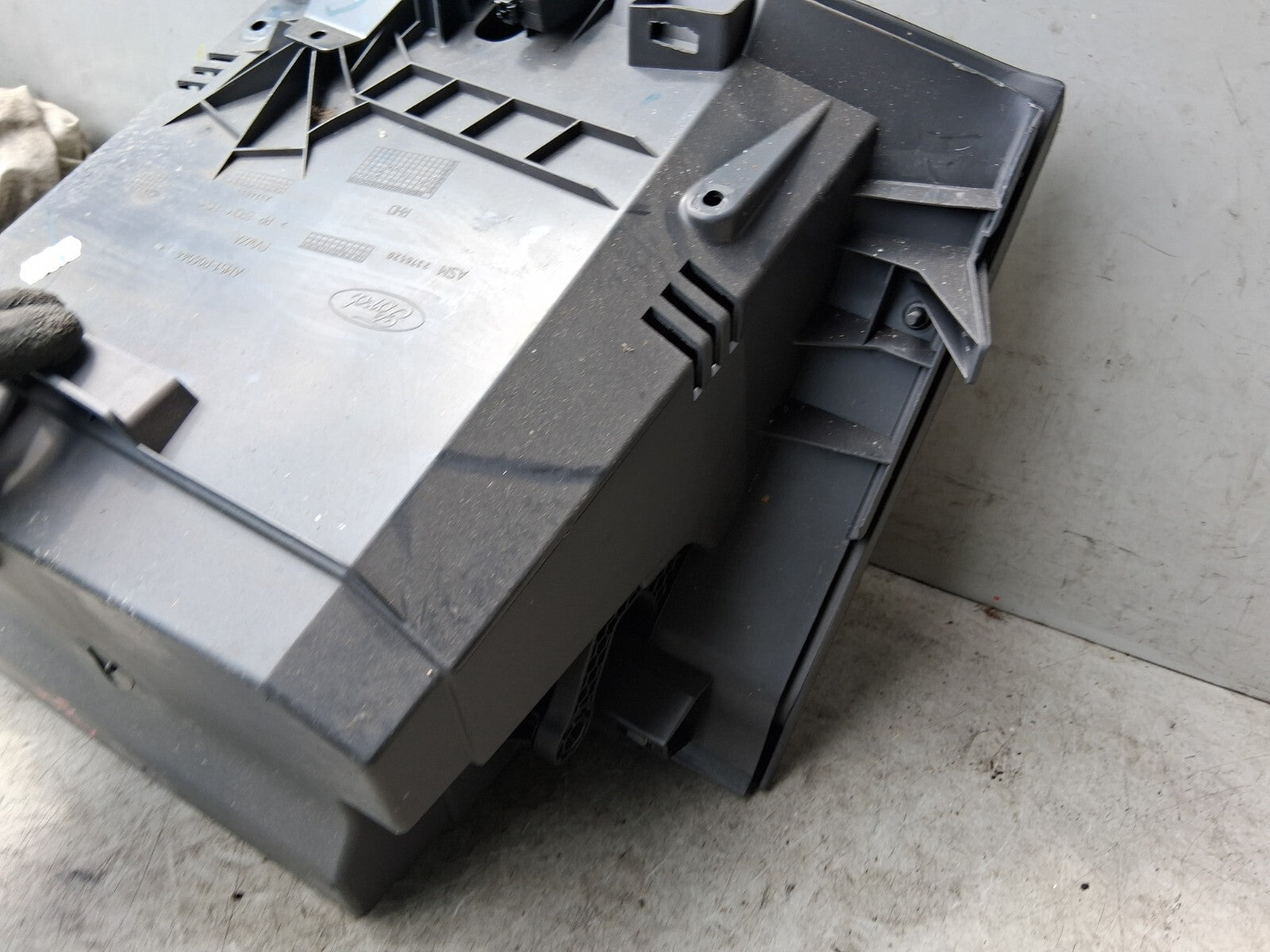 2013 FORD KUGA MK2 GLOVE BOX FRONT STORAGE COMPARTMENT AM51R06044