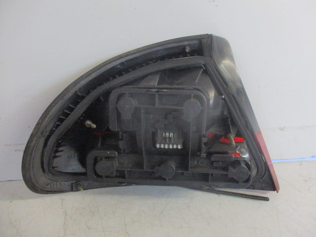 VAUXHALL TIGRA MK1 2000 OSR DRIVER SIDE REAR BRAKE TAIL LIGHT CLUSTER UNIT