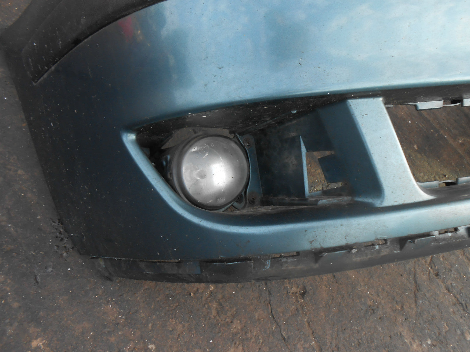 FORD GALAXY 2002 MK2 FRONT BUMPER FOG SPOT LIGHTS IN GREEN