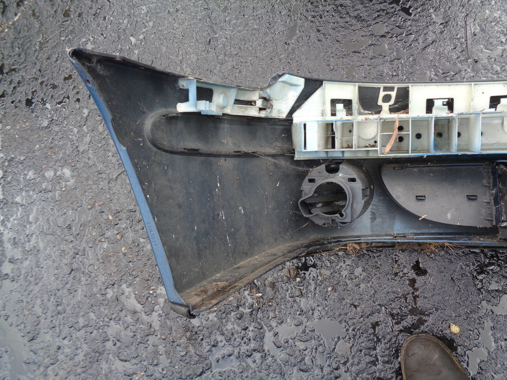 RENAULT MEGANE MK1 1999 FRONT COMPLETE BUMPER