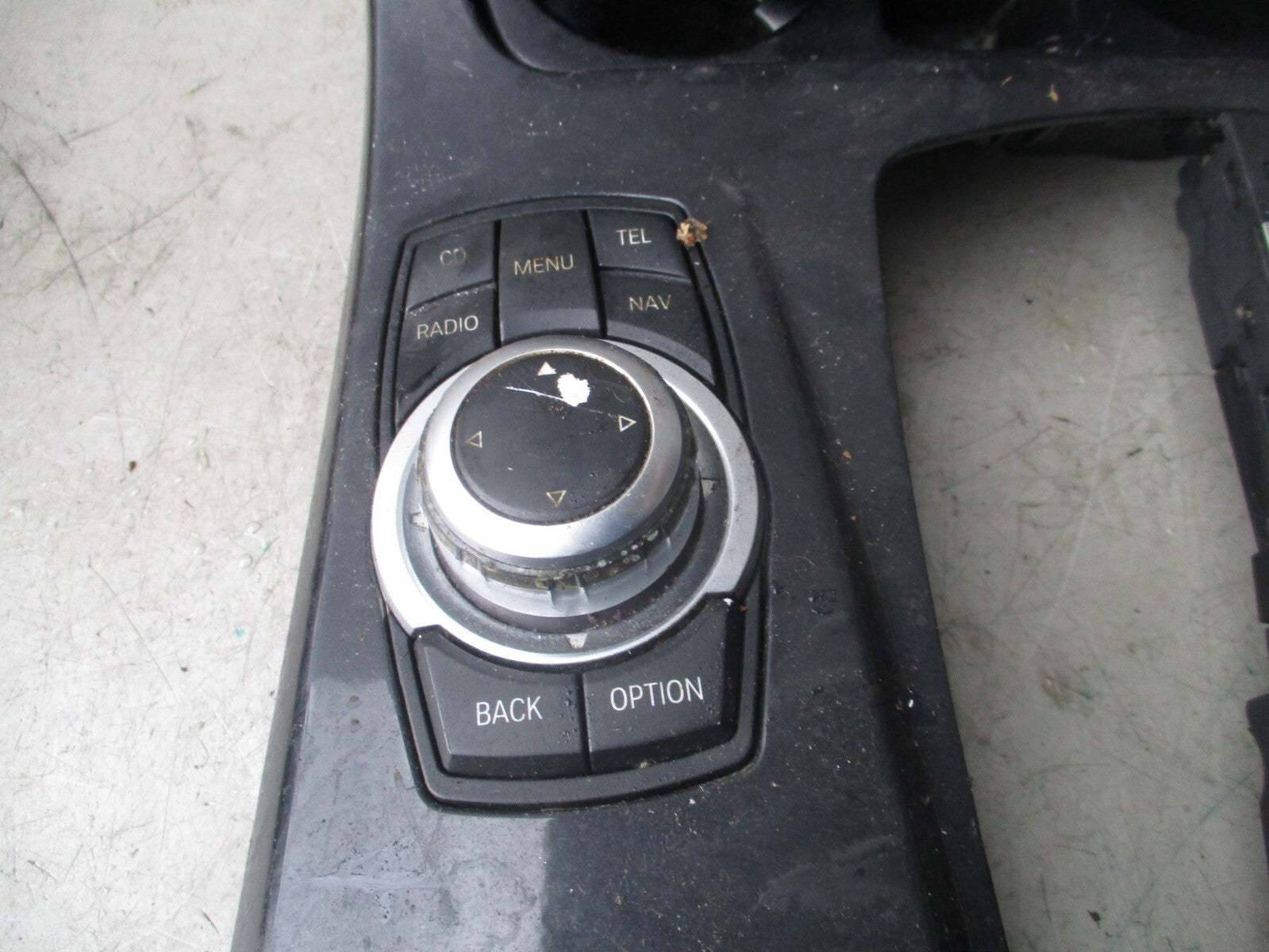 2017 BMW CENTRE CONSOLE CUP HOLDER 51169206401 (ref s)
