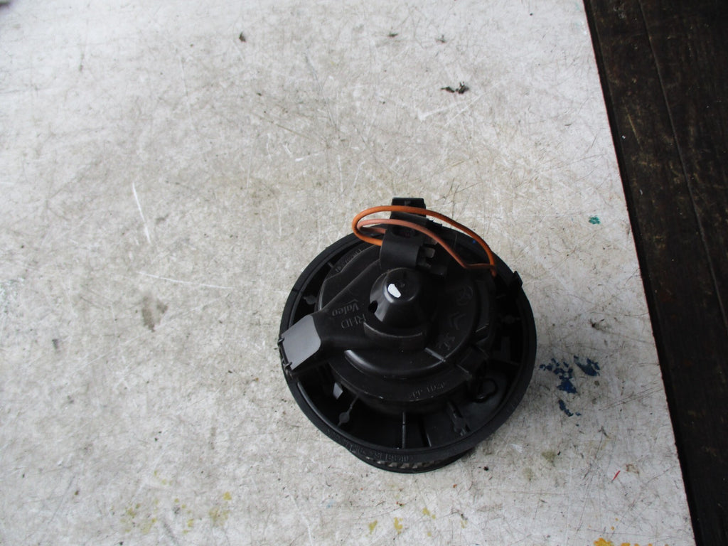 PEUGEOT HEATER MOTOR BOLLWER FAN T918265