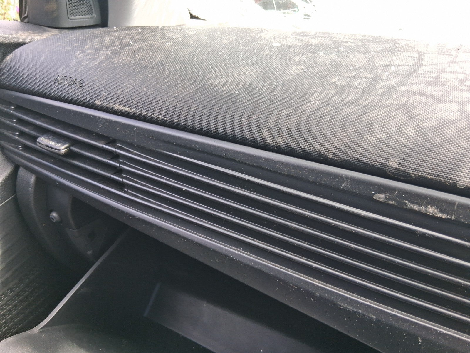 2026 HYUNDAI I20 MK3 FRONT CENTRE DASHBOARD AIR VENTS