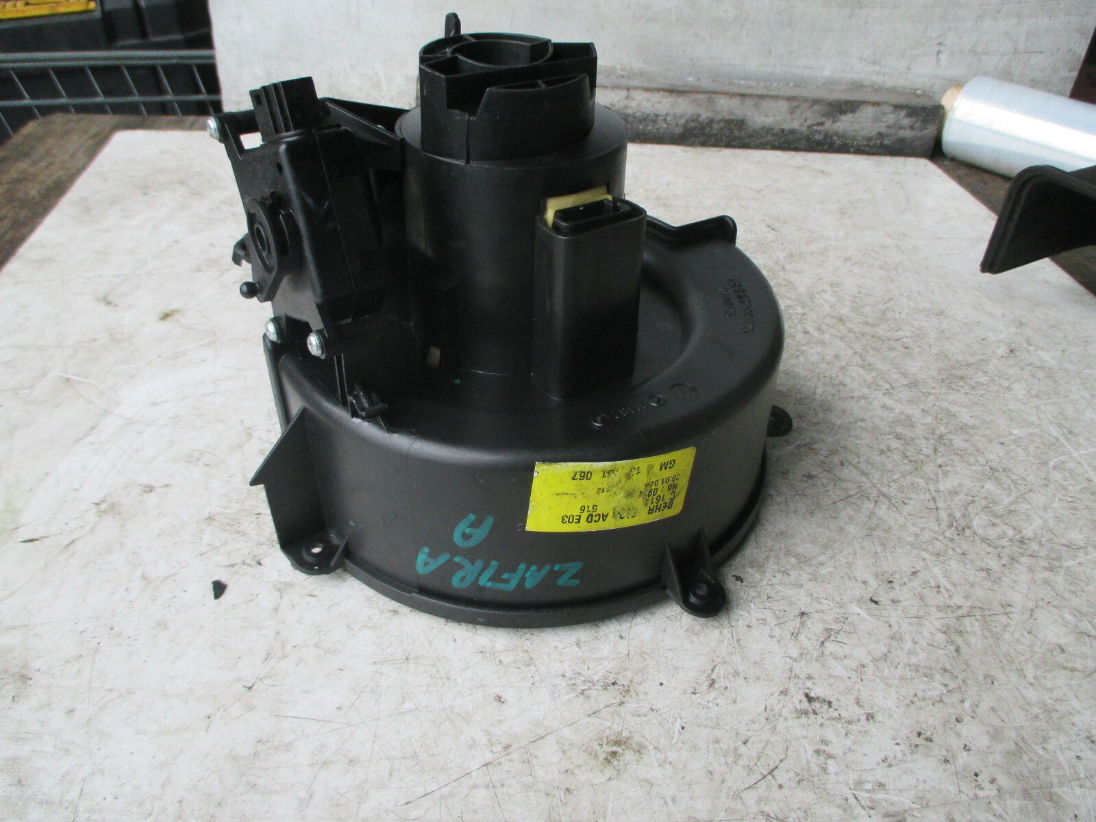 VAUXHALL ZAFIRA A MK1 1999 - 2005 HATER FAN BLOWER MOTOR ASSEMBLY UNIT 9400525