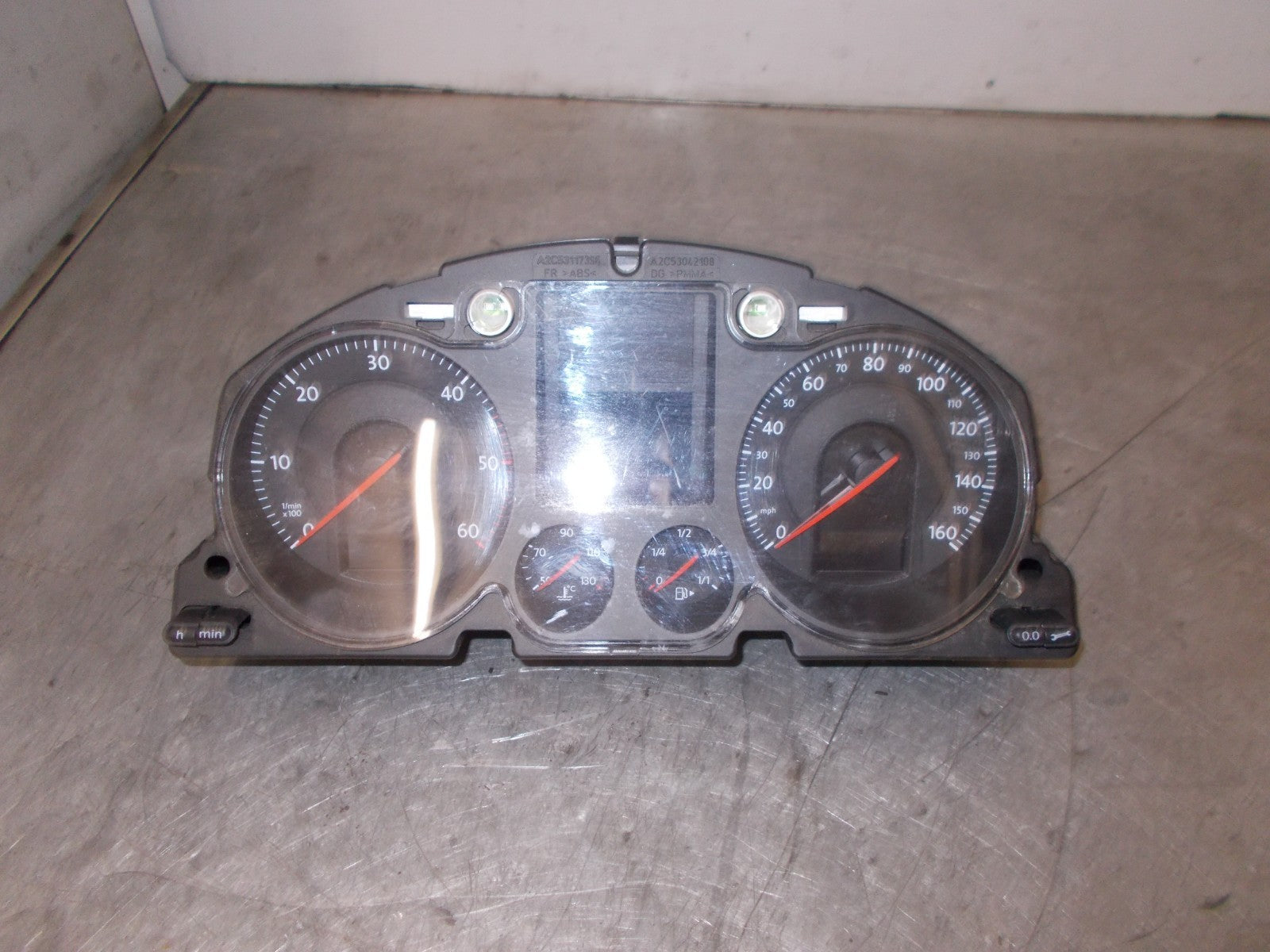 VOLKSWAGEN PASSAT B6 2006 2.0 CLOCKS SPEEDO INSTRUMENT CLUSTER 3C0920960N