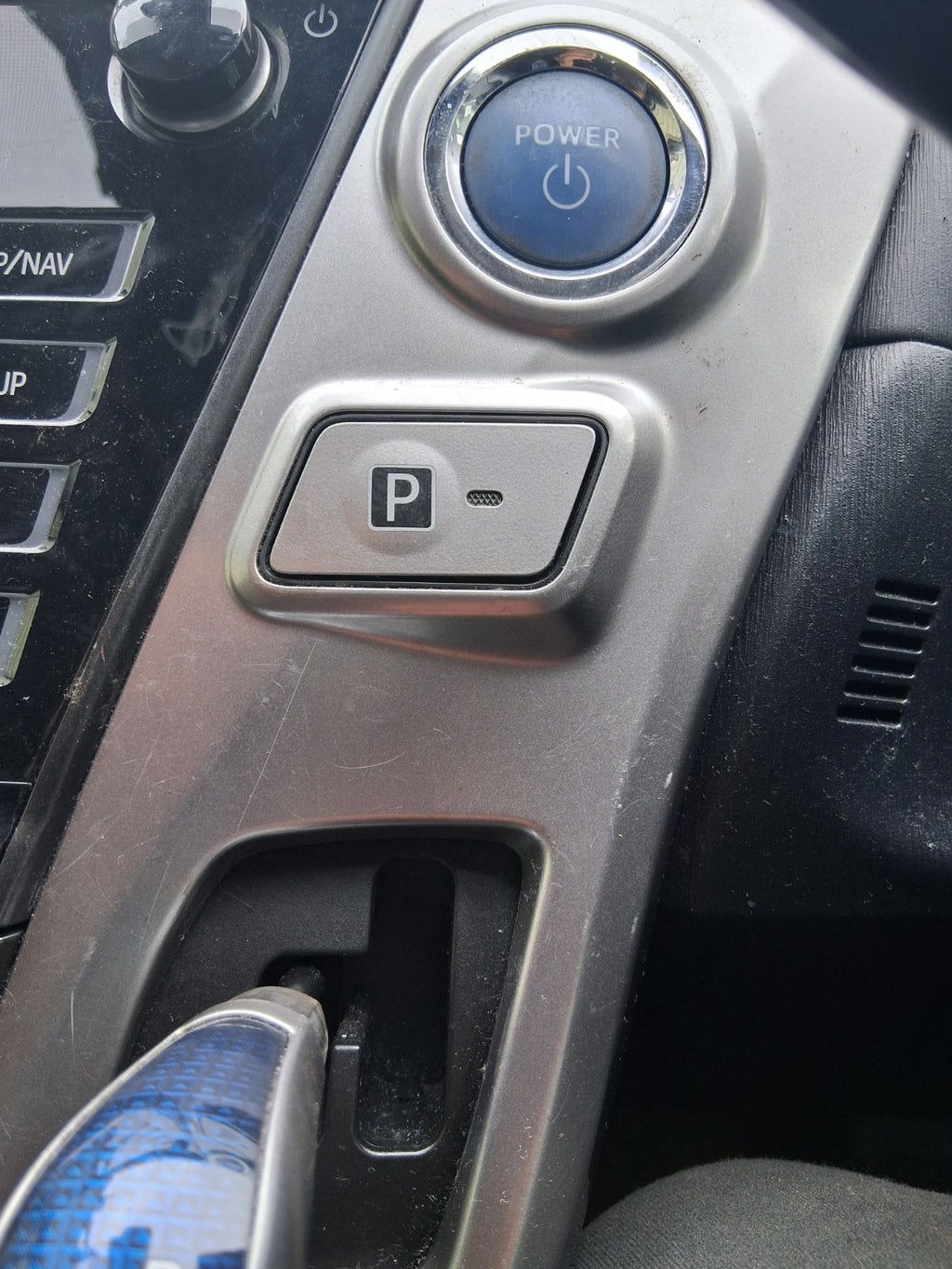 2018 TOYOTA PRIUS V PLUS XW40 ELECTRIC PARKING HANDBRAKE SWITCH BUTTON