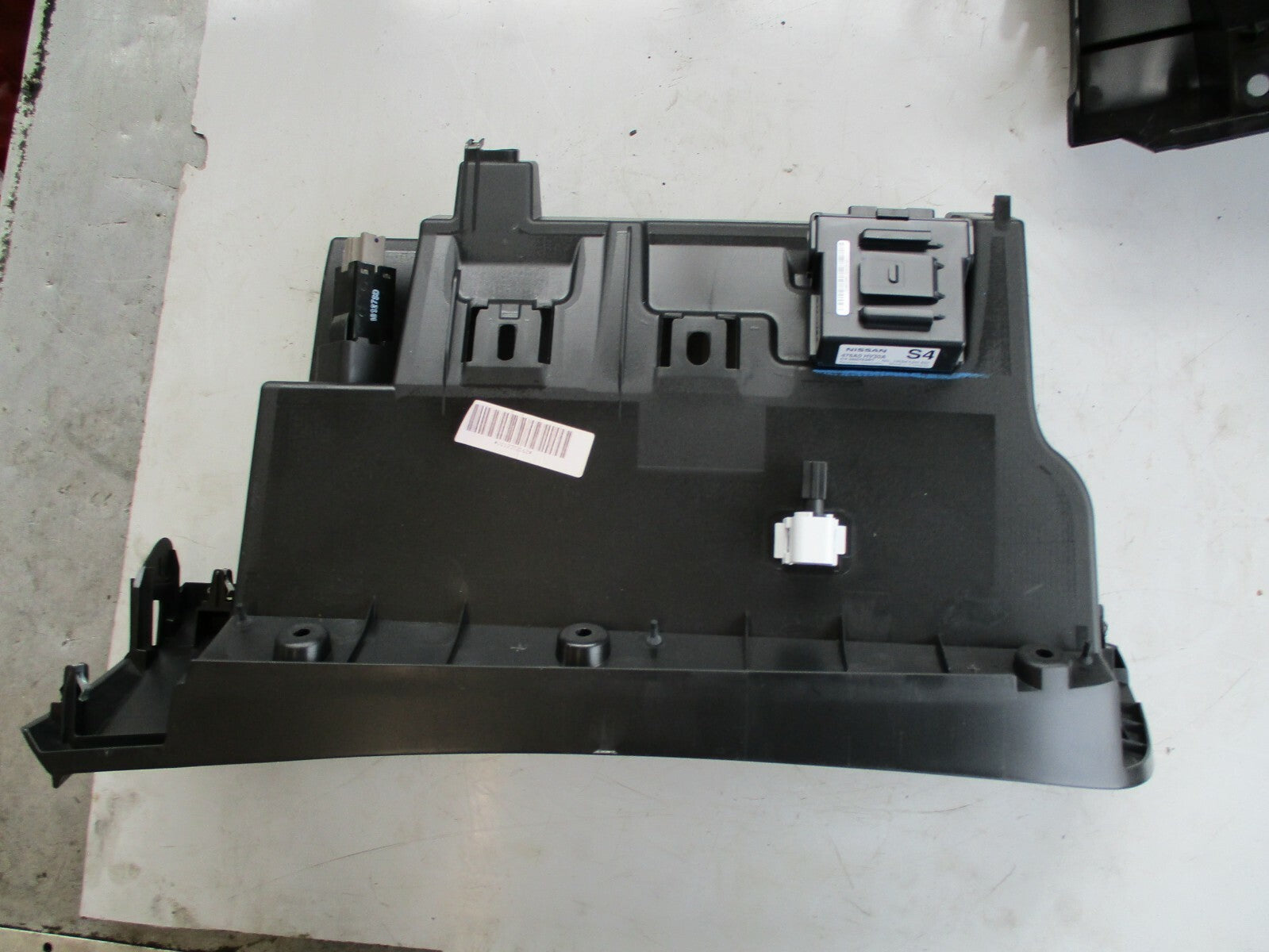 NISSAN QASHQAI J11 MK2 AIRBAG CONTROL SWITCH TRIM & MODULE 476A0HV30A