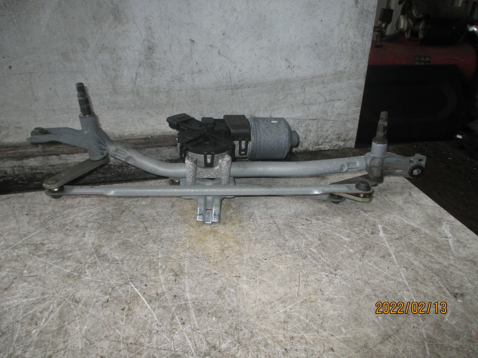 PEUGEOT PARTNER CITROEN BERLINGO 2014 FRONT WIPER MOTOR LINKAGE 9683100780