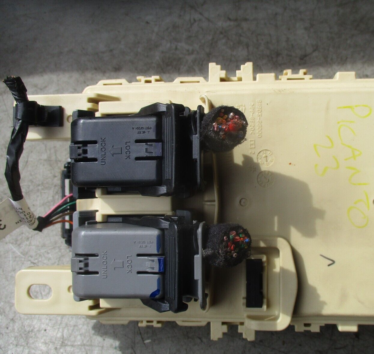 2023 KIA PICANTO FUSE RELAY BOX 919D5