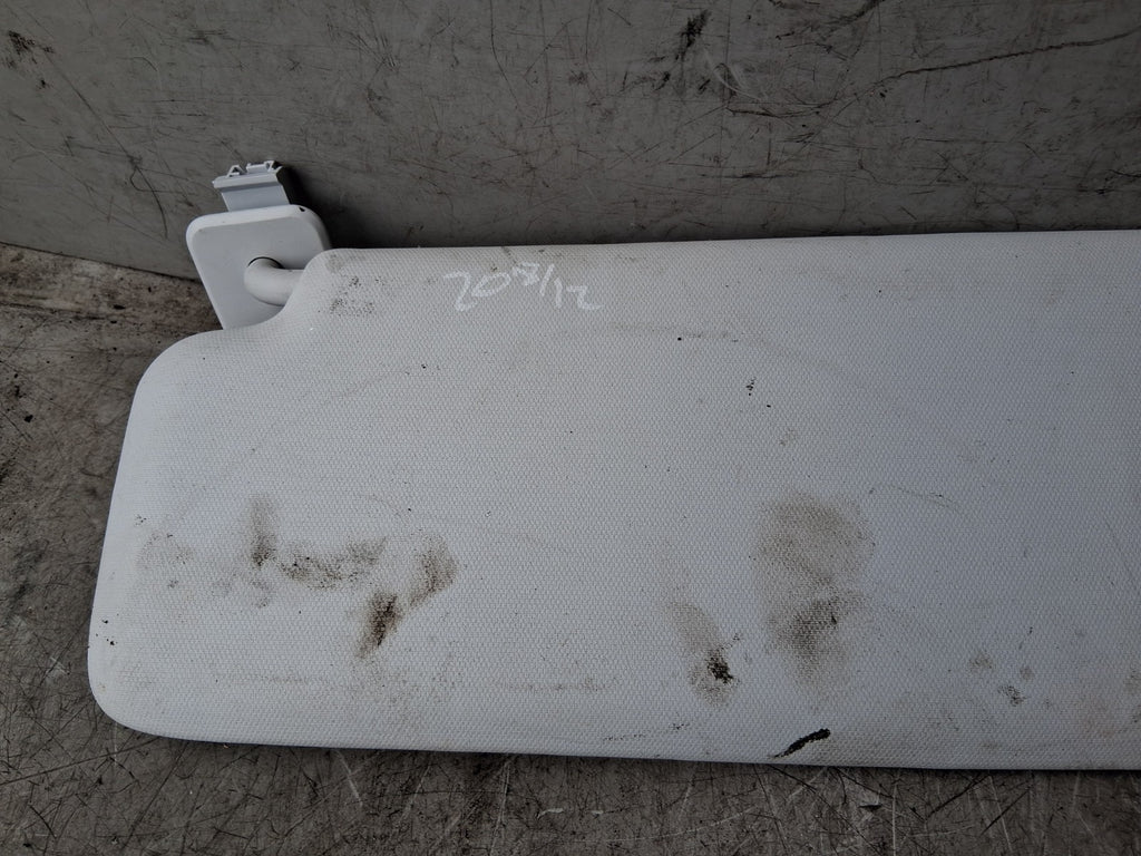 2012 PEUGEOT 208 OSF DRIVER SIDE FRONT RIGHT SUN VISOR SHADE