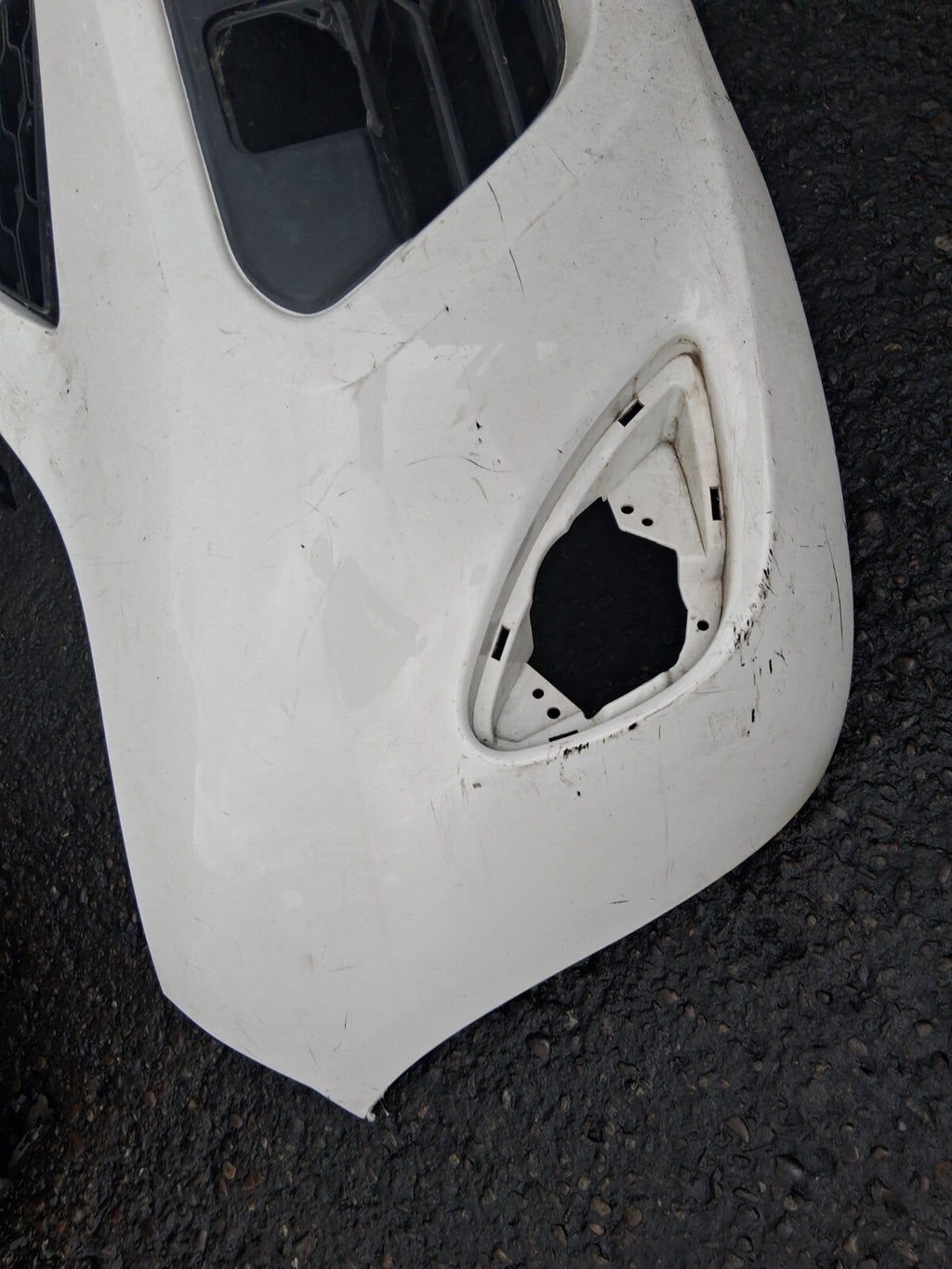 NISSAN MICRA K13 2015 FACELIFT FRONT BUMPER WHITE 620223HN0A