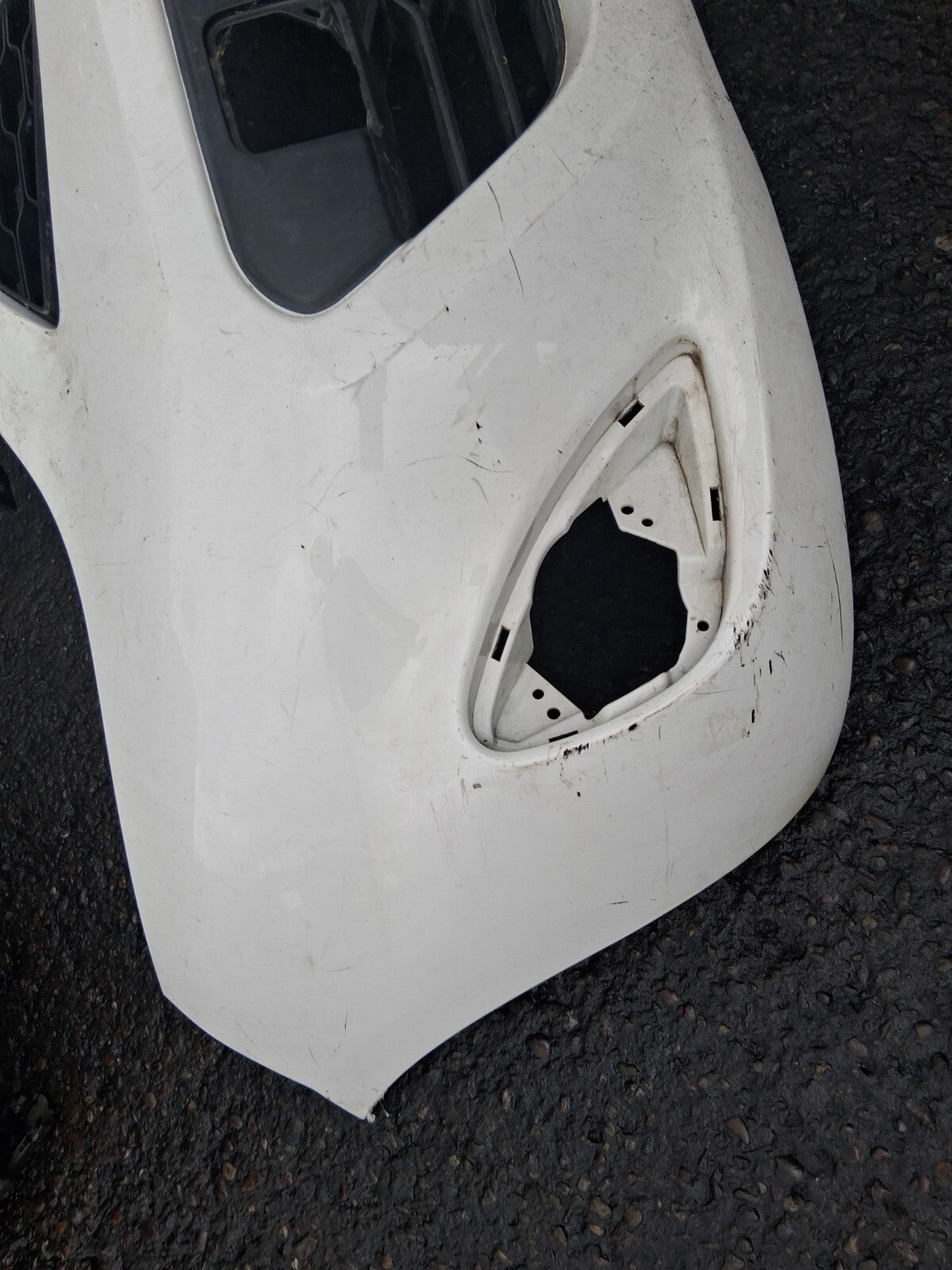 NISSAN MICRA K13 2015 FACELIFT FRONT BUMPER WHITE 620223HN0A