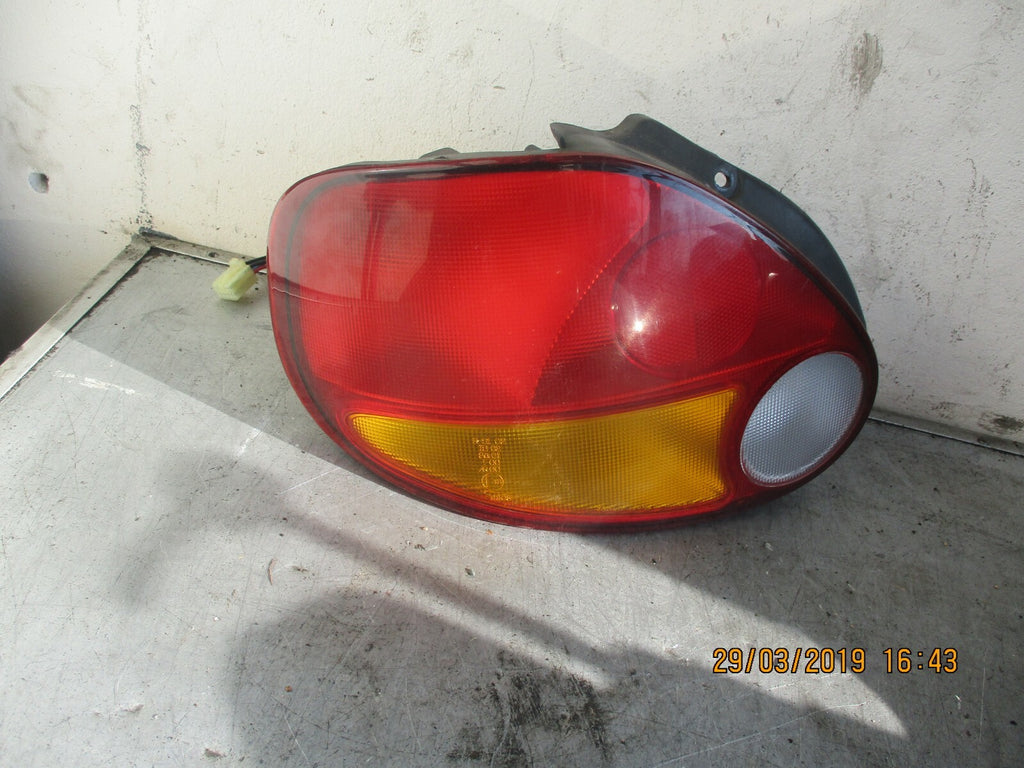 2004 DAEWOO MATIZ NSR PASSENGER SIDE REAR LIGHT TAIL LIGHT