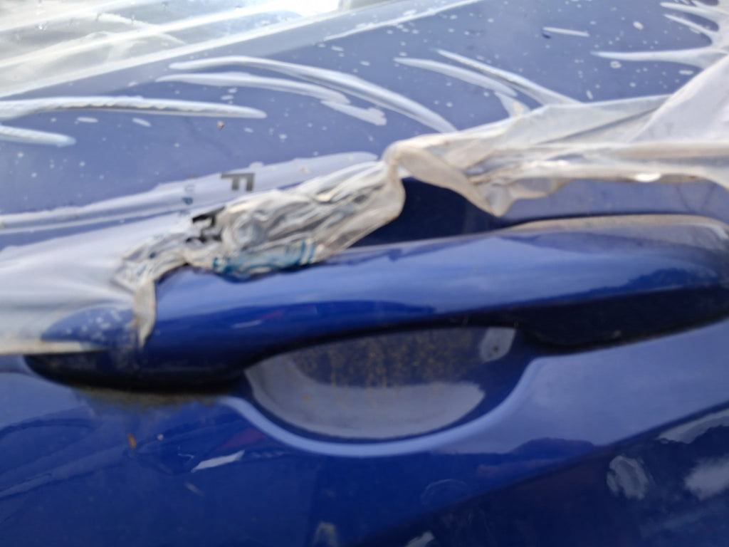 2023 TOYOTA YARIS MK4 NSR PASSENGER SIDE REAR LEFT EXTERIOR DOOR HANDLE BLUE