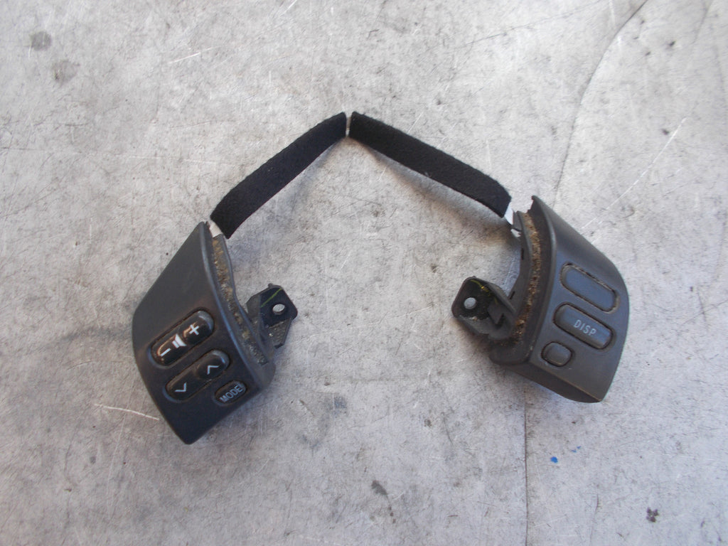 TOYOTA COROLLA VERSO 2007 MK2 STEERING WHEEL STEREO CONTROL SWITCHES